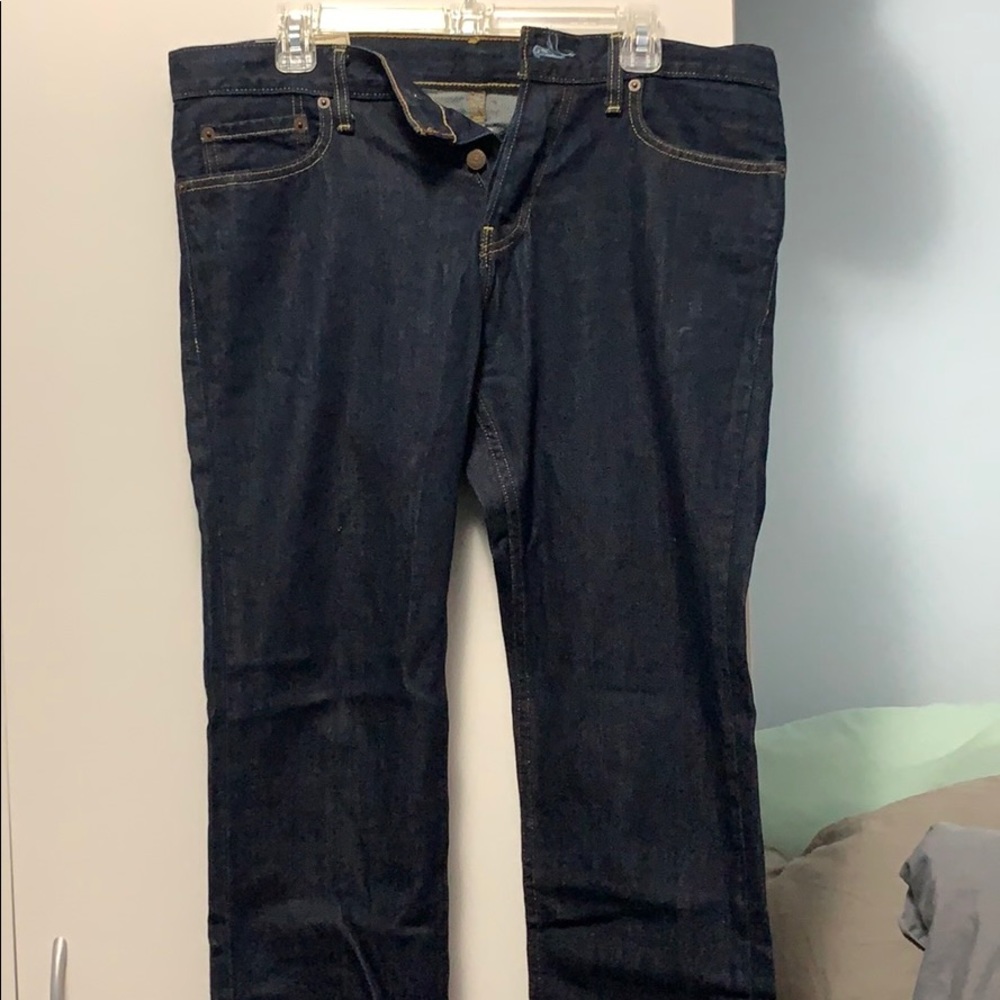 2/$10 Hollister Dark Wash Jeans 32x30